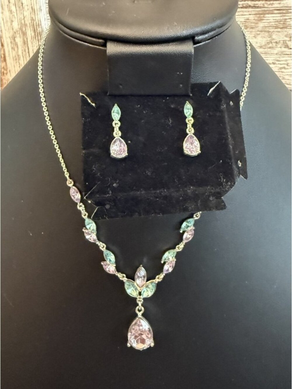 Amethyst Aqua Teardrop Y Necklace Dangle Earrings Set Avon New In Box 2016